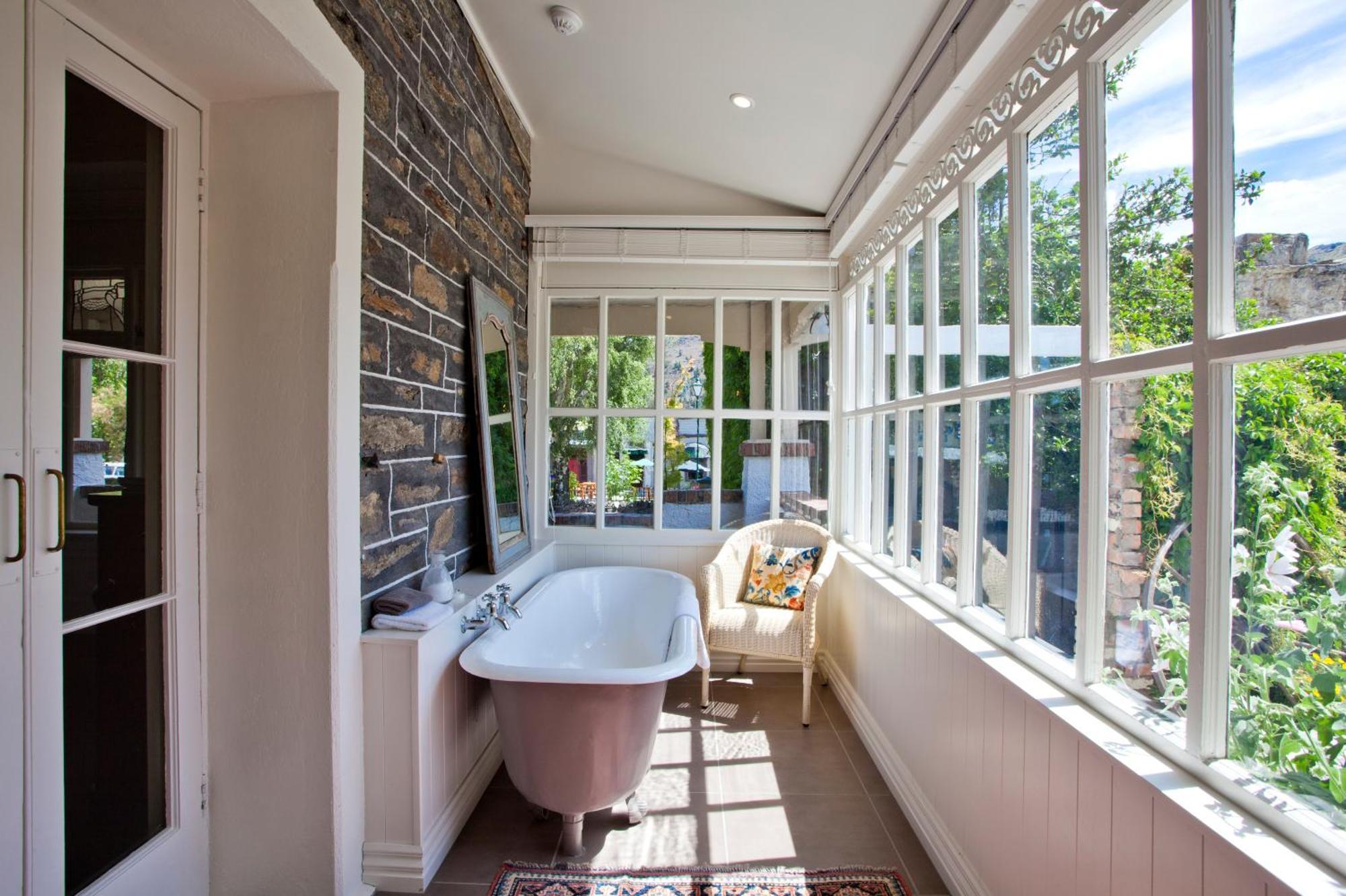 Olivers Central Otago Clyde Room photo