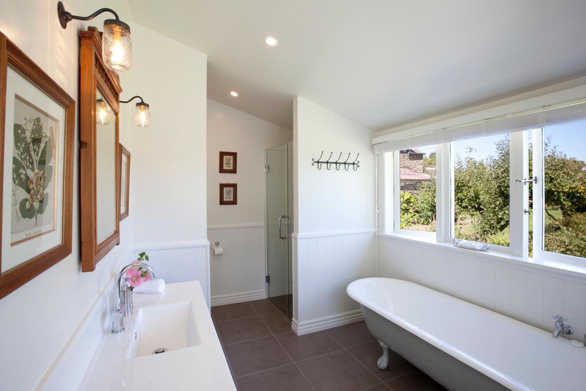 Olivers Central Otago Clyde Room photo