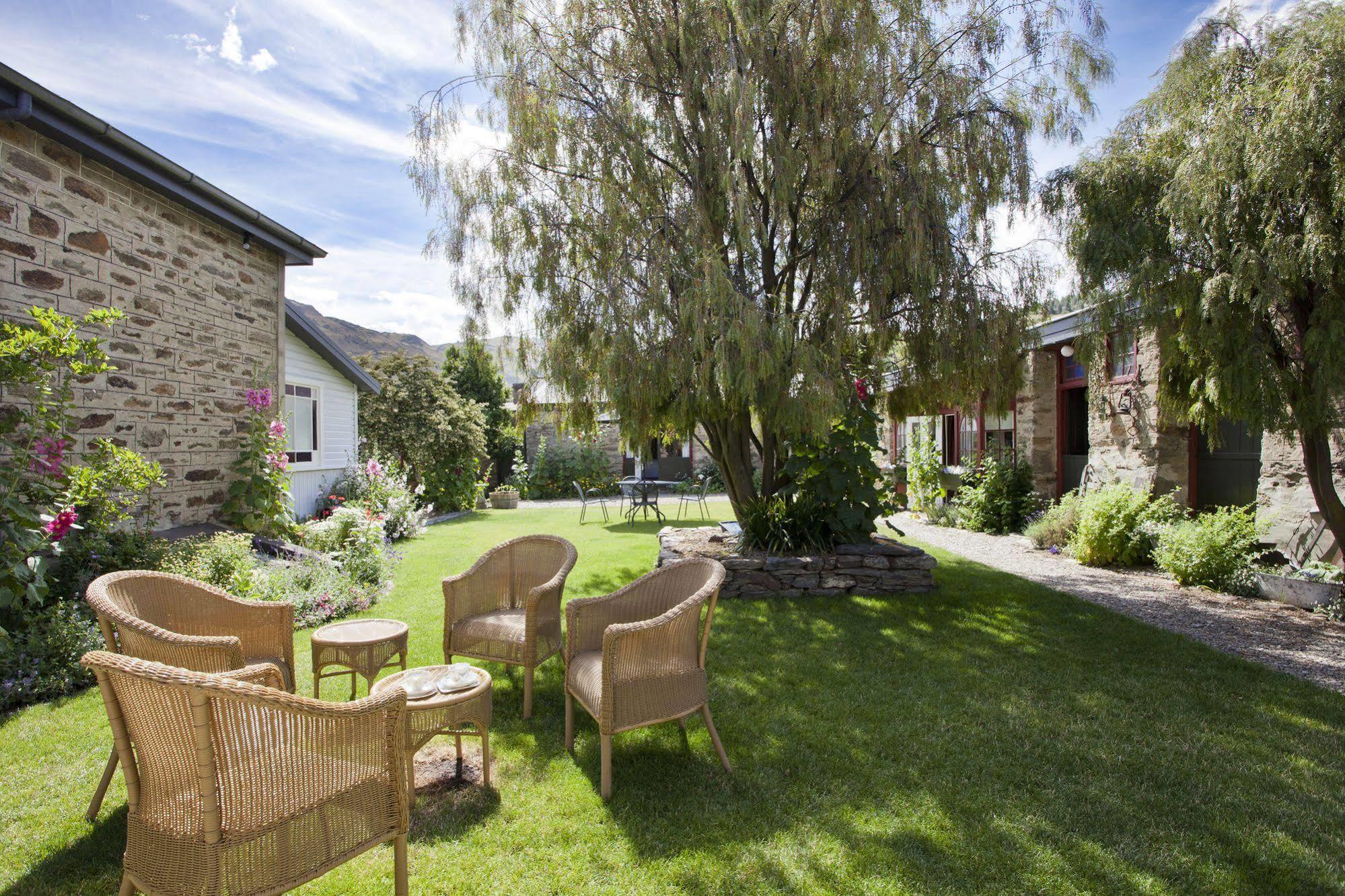 Olivers Central Otago Clyde Exterior photo